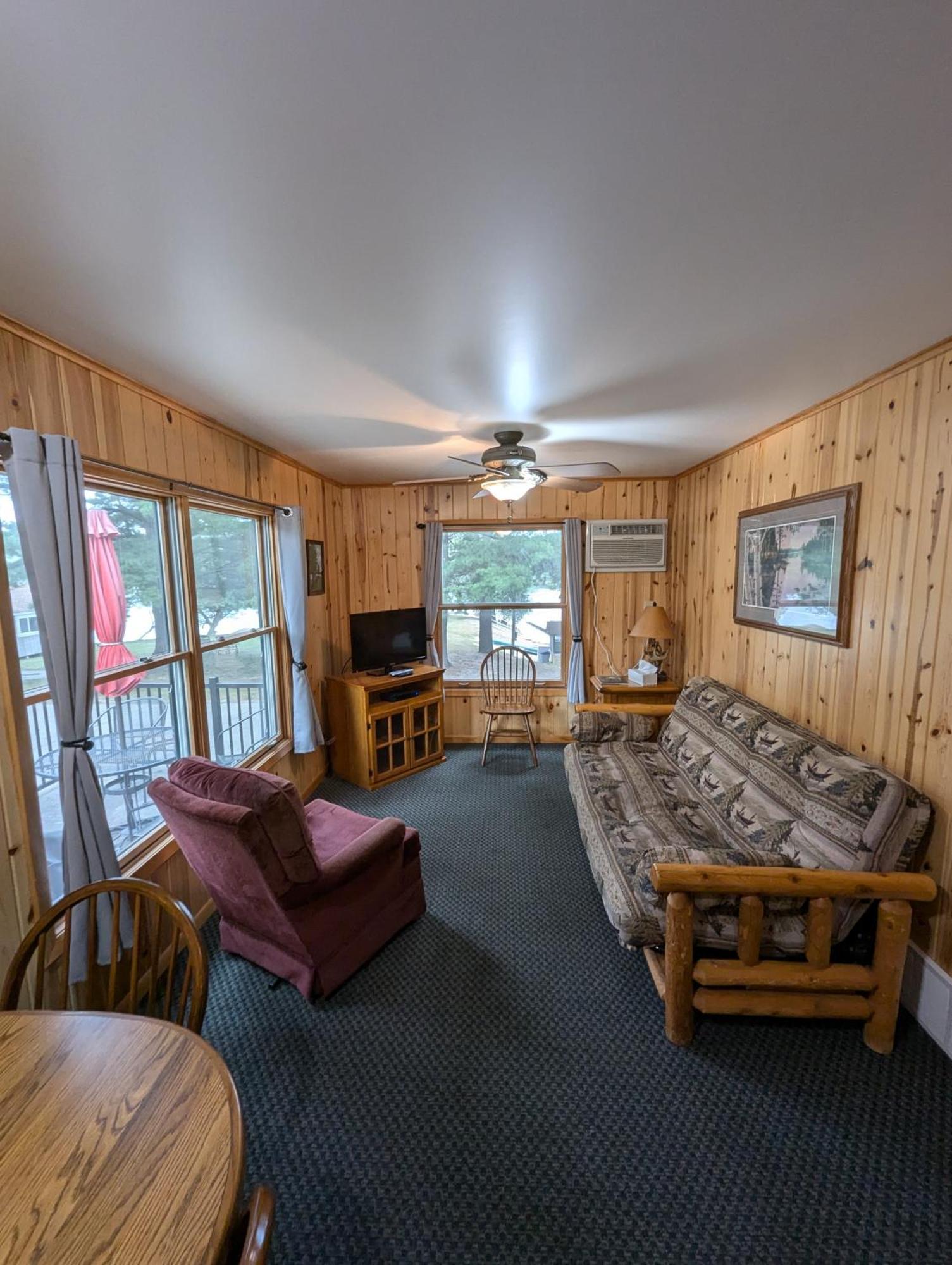 Riverside Point Resort Motel Park Rapids Εξωτερικό φωτογραφία