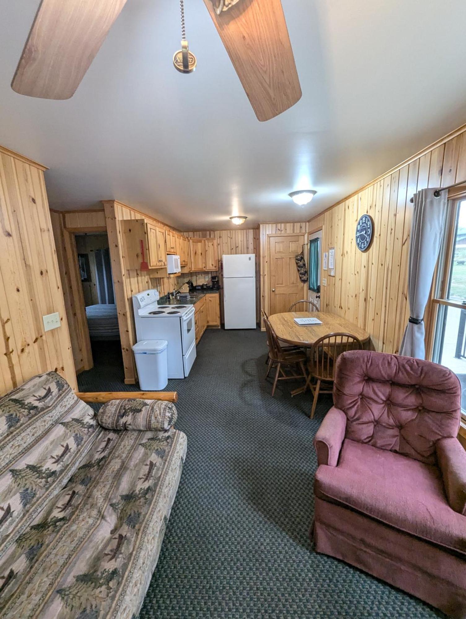 Riverside Point Resort Motel Park Rapids Εξωτερικό φωτογραφία